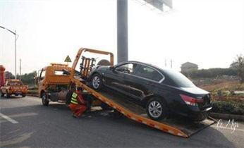 怒江專(zhuān)業(yè)高速公路道路救援服務(wù)，24小時(shí)全天候守護(hù)您的行車(chē)安全
